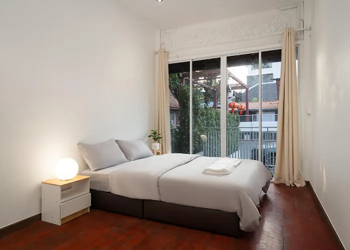 Designer House Chao Phraya River - Oh Homes 12 *